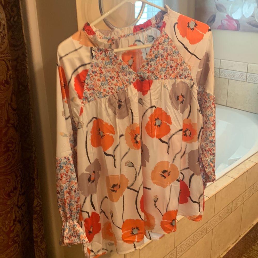 Women’s Blouse XL